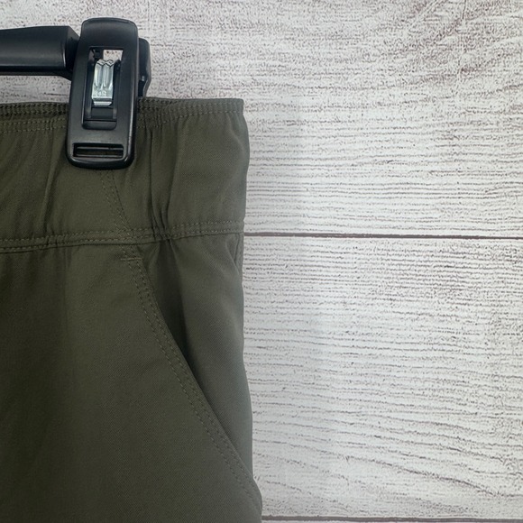 The North Face Olive‎ Green Hiking Pants Cropped Elastic Waist Womens Medium O - Picture 4 of 9